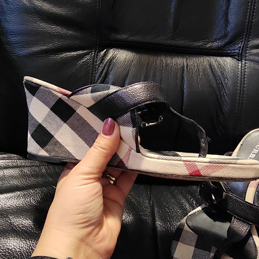 Burberry wedges - Picture 3 of 7